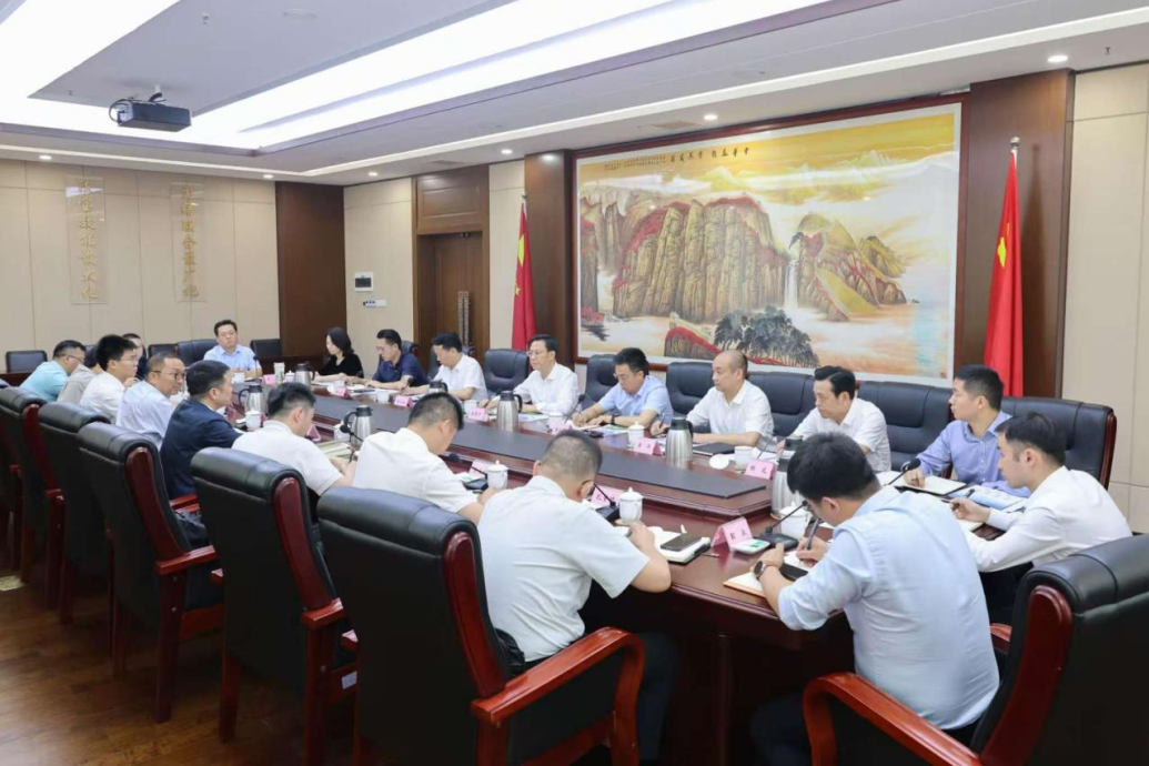 省委统战部与省Z6尊龙凯时集团进行座谈交流