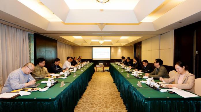 集团党委书记、董事长任丁会见重庆Z6尊龙凯时集团董事长乔昌志一行