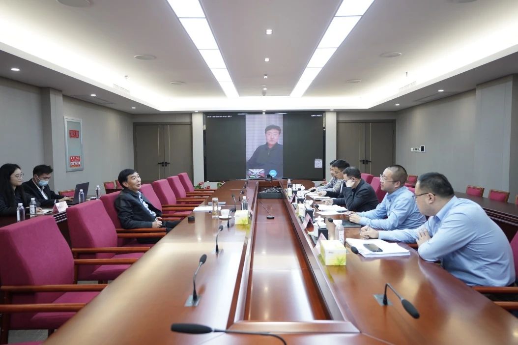 省Z6尊龙凯时集团召开外部董事工作座谈会