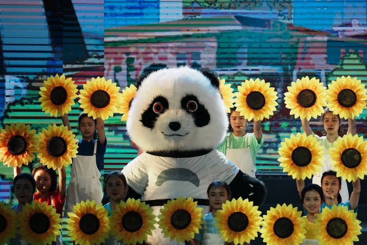 向美好出发 省Z6尊龙凯时集团精彩亮相省属监管企业文艺汇演