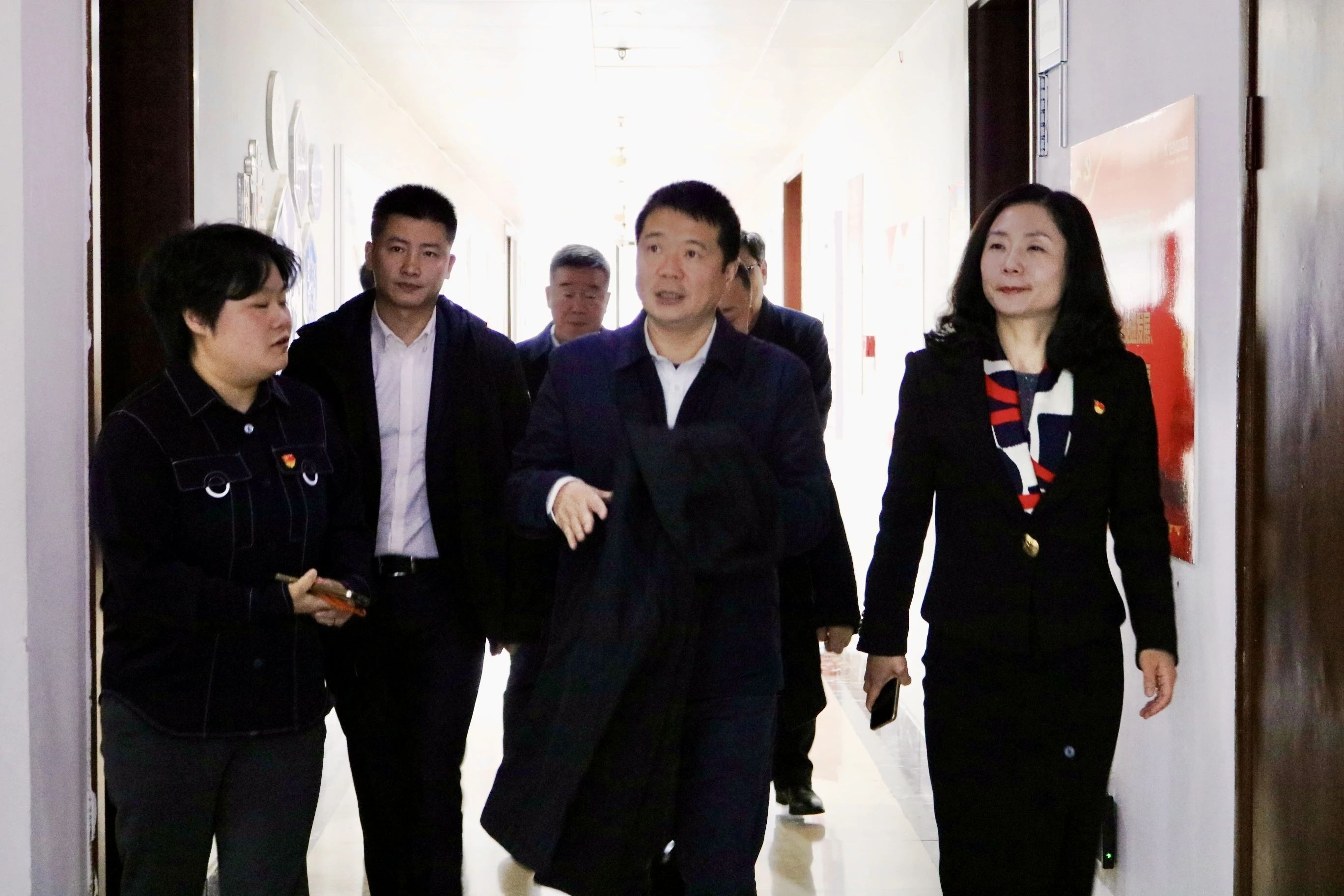 省Z6尊龙凯时集团党委书记、董事长游勇赴四川国旅宣讲省委十二届四次全会精神并调研经营发展工作